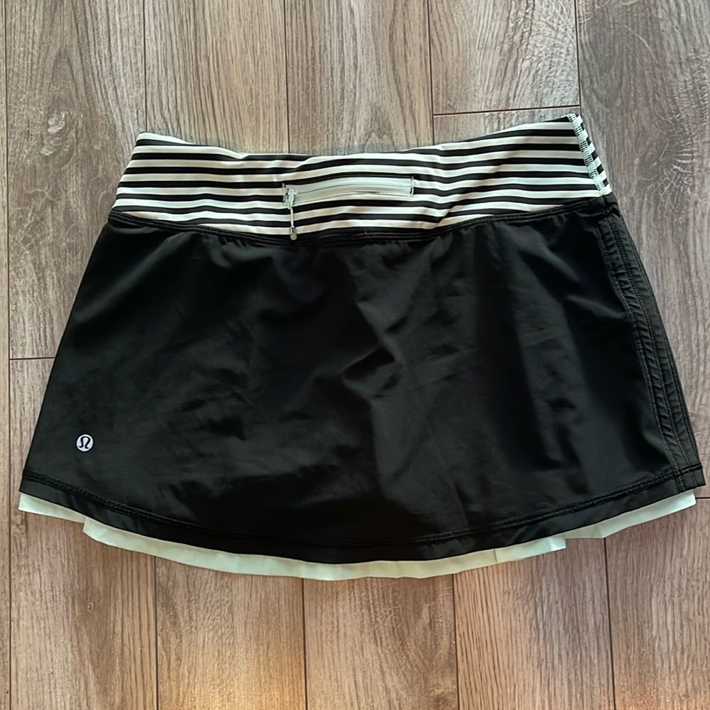 lululemon athletica Black and White Skirt